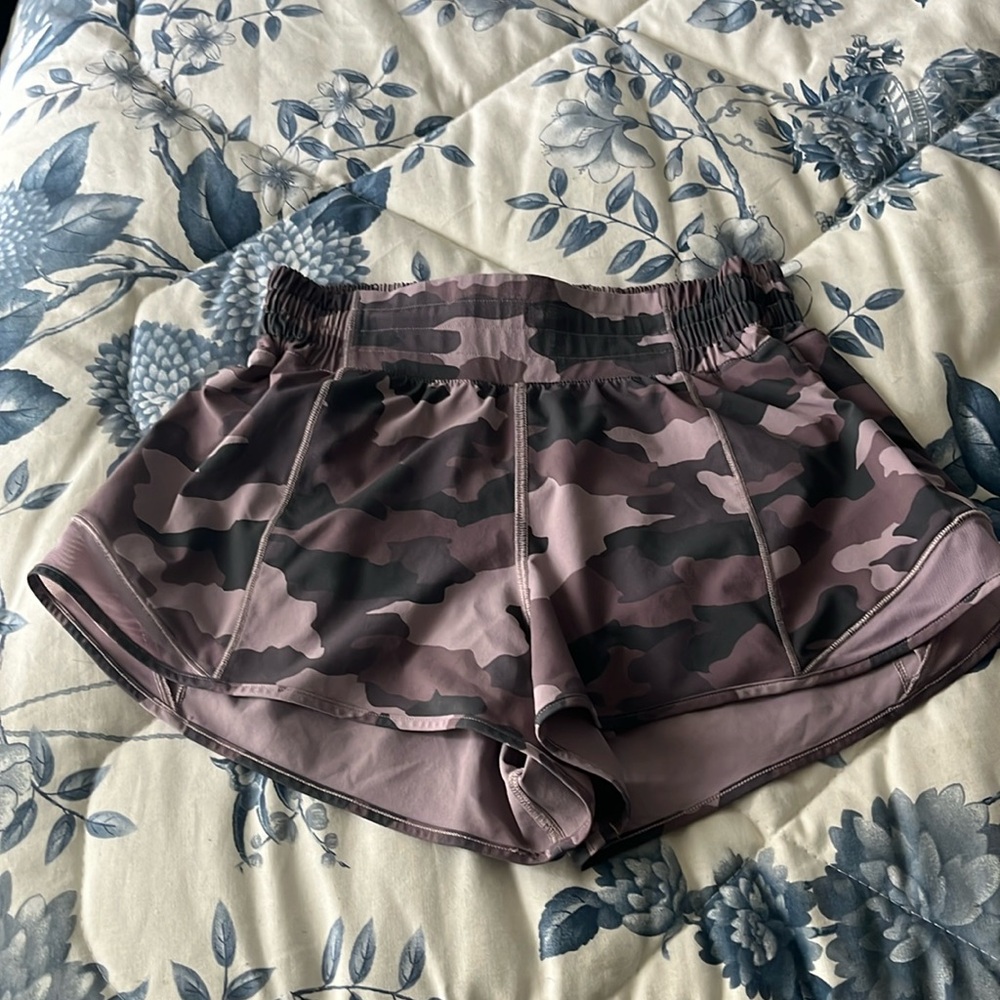 LLL Hotty hot high rise shorts
